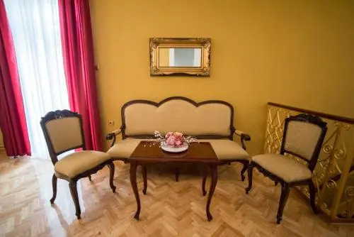 Niš City Center Guest House