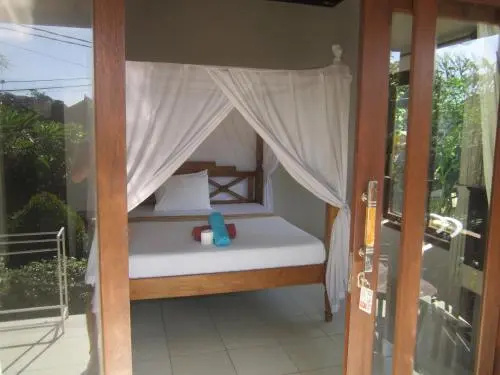 Teman Teman Bungalows 1