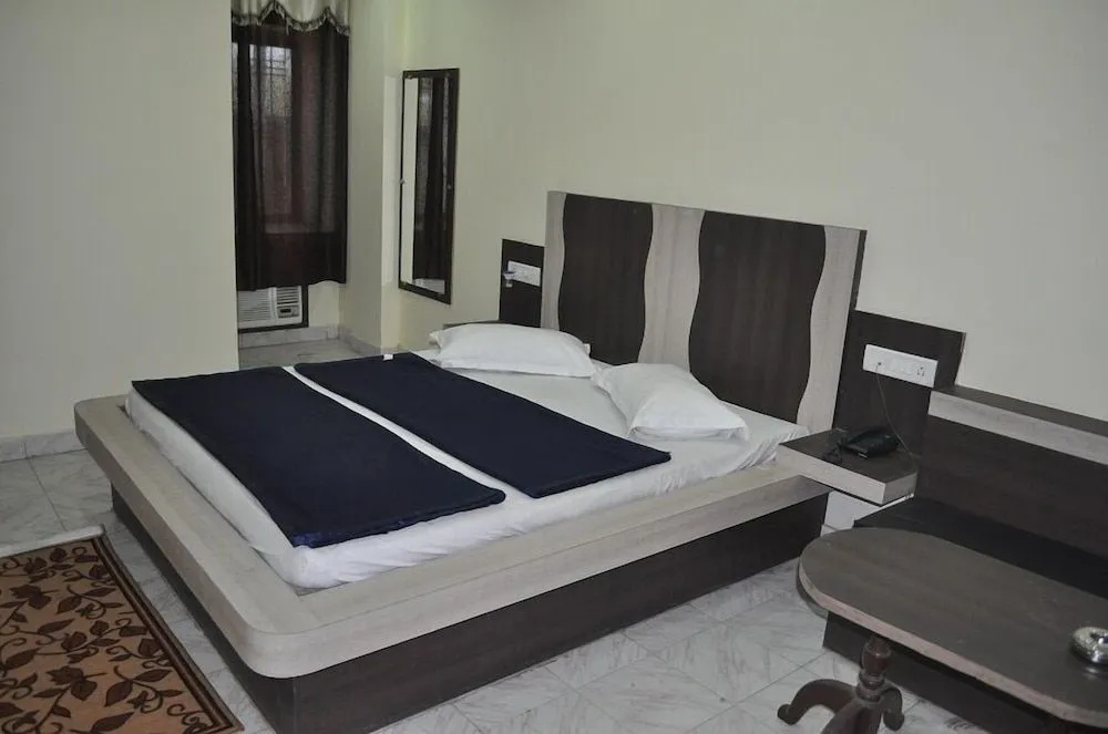 Hotel Pramod