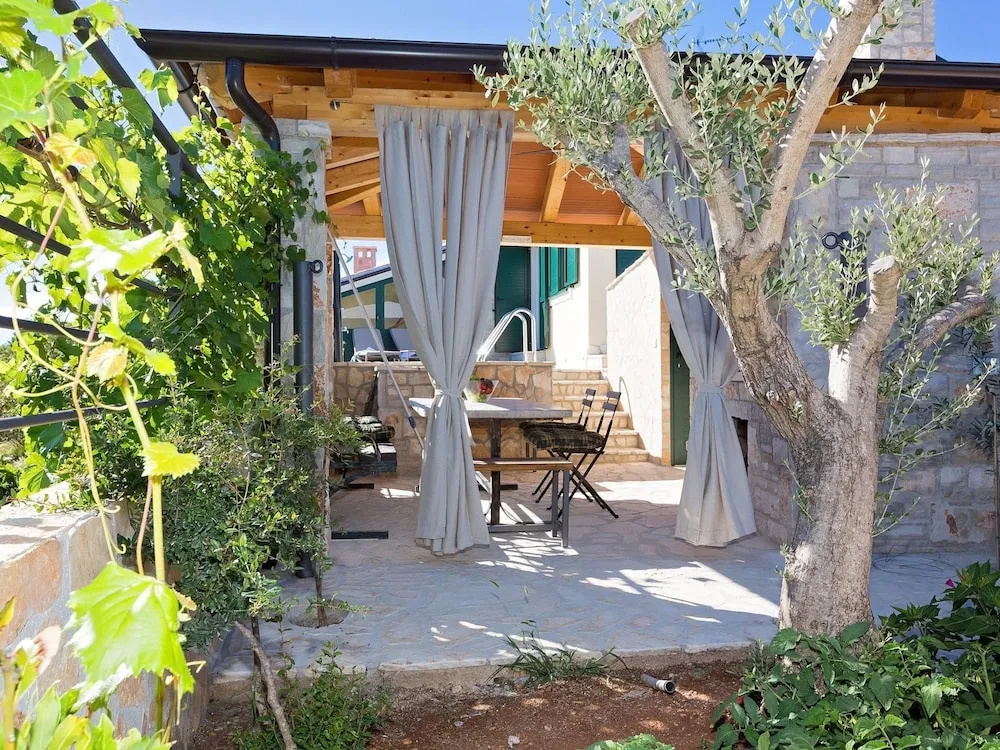 Charming Holiday Home With Swimming Pool, Jacuzzi and Infrared Sauna, Beach at 1.5 km