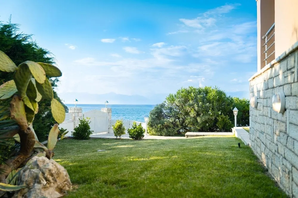 Neptune Sea House