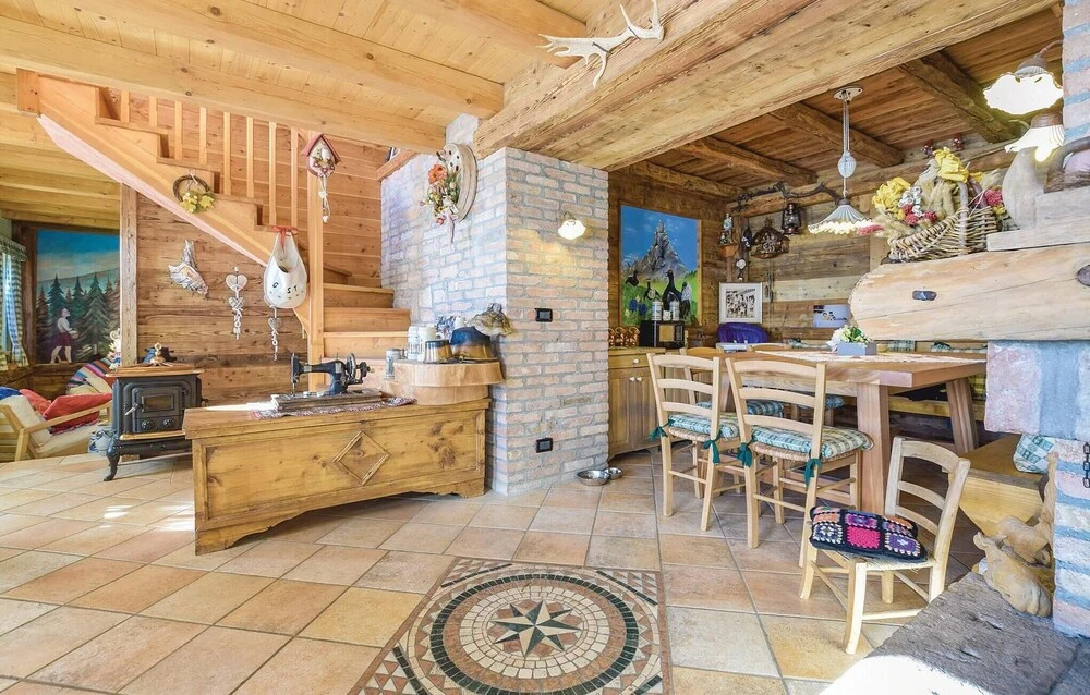 Nice Home In Lamonbl With Wifi