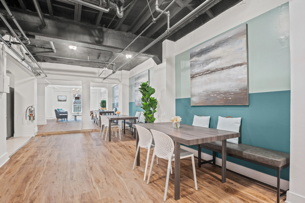 La Monarca Residential Hotel - Unit 204