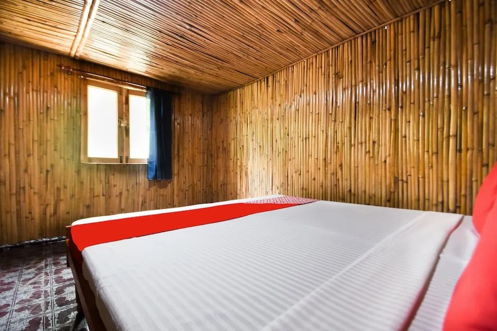 OYO 47035 Reva Camps