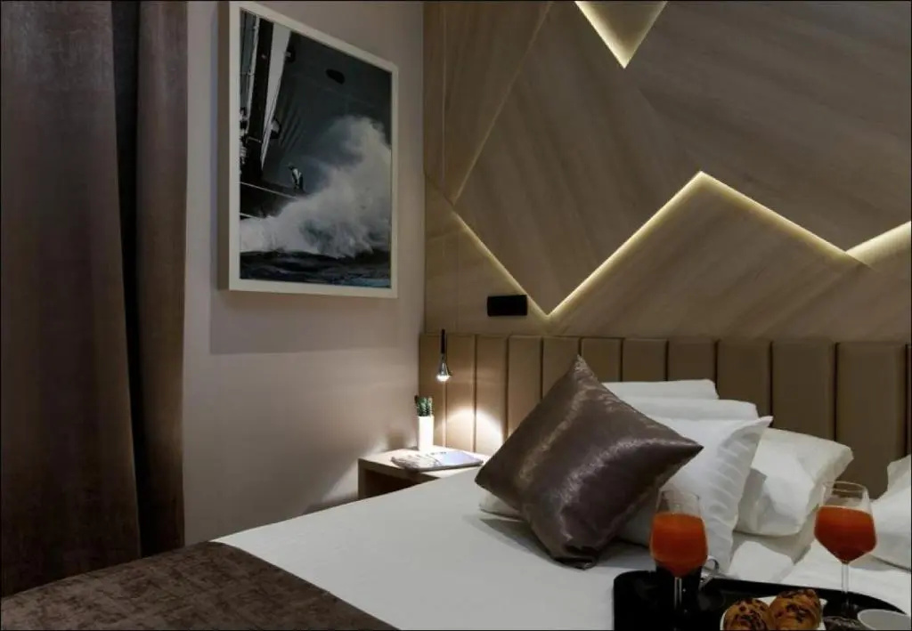 Sailor Boutique Rooms