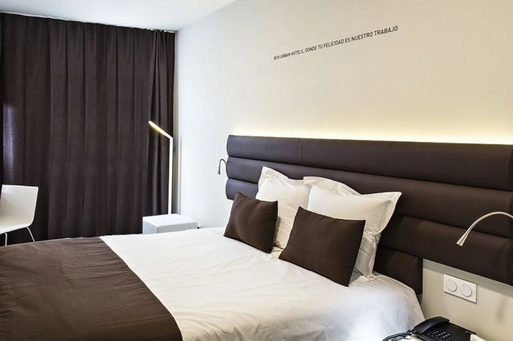 1881 Barcelona Rosellón Hotel