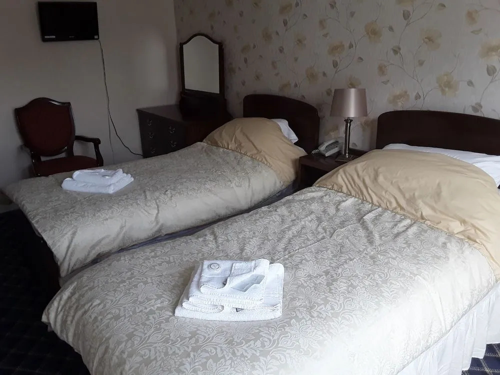 Royal Hotel