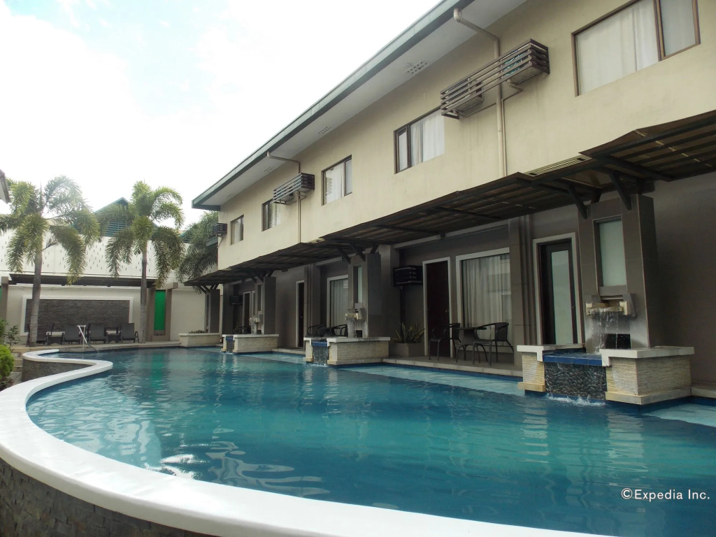 Circle Inn Hotel and Suites Bacolod