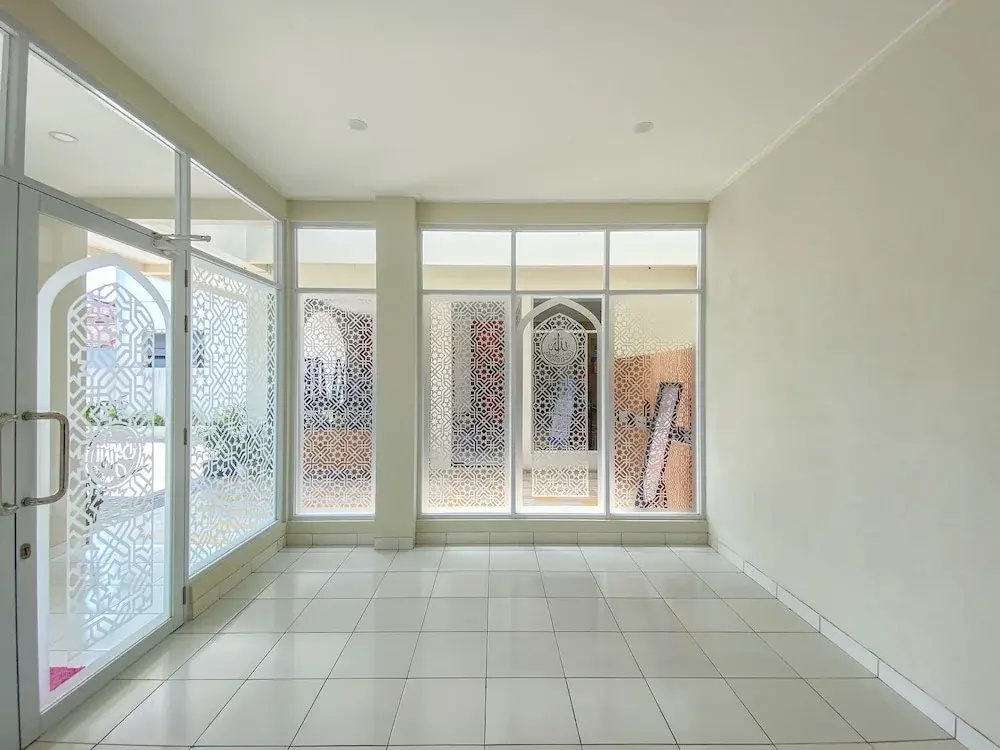 Trendy And Comfy Studio  At Celebrity Mansion