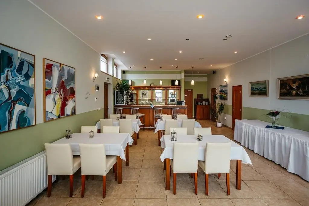 Hotel Artin