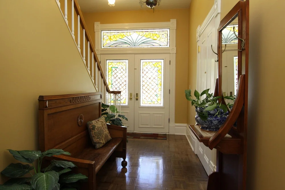 Hennessey House
