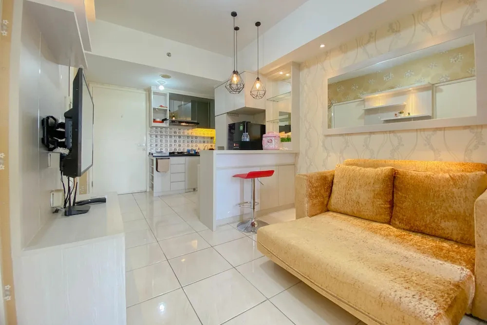 Spacious And Homey 3Br At Springlake Summarecon Bekasi Apartment