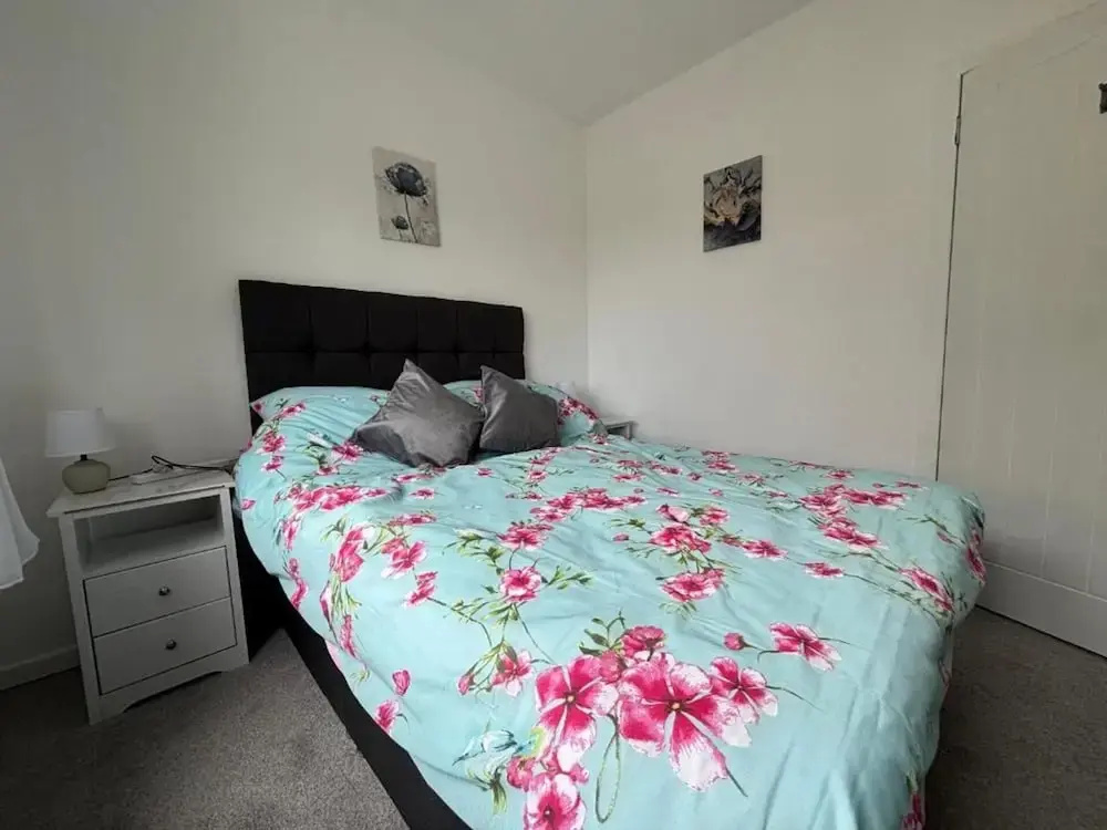 Christinas Cottage - Family- Garden-wifi-sleeps 6