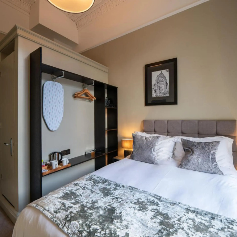 No11 Boutique Hotel & Brasserie