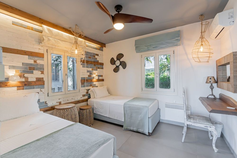 Paradisso Beach Villas