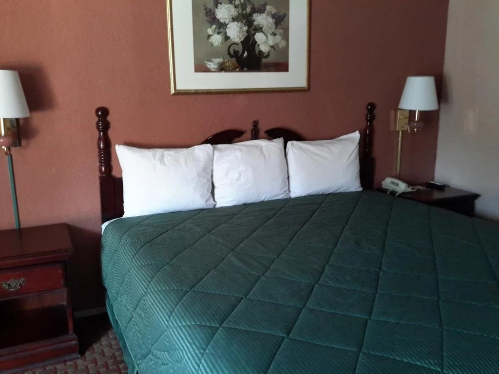 Budget Inn