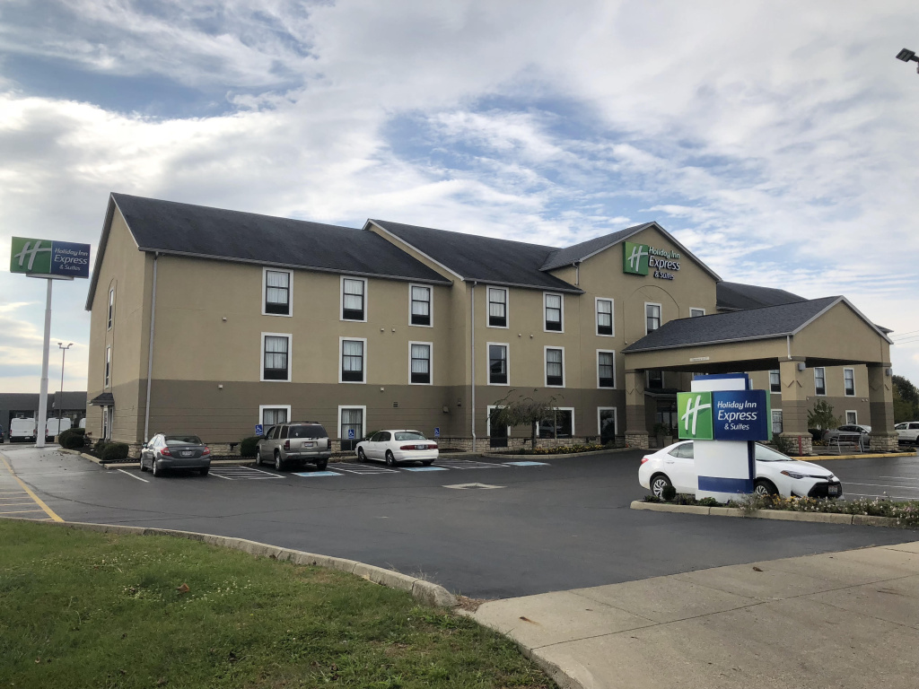 Holiday Inn Express Hotel & Suites Circleville by IHG