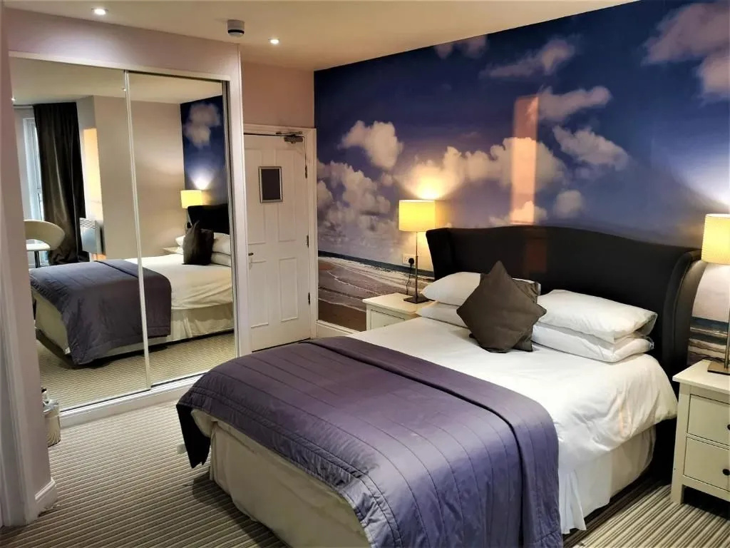 Oceanside Lifestyle Hotel