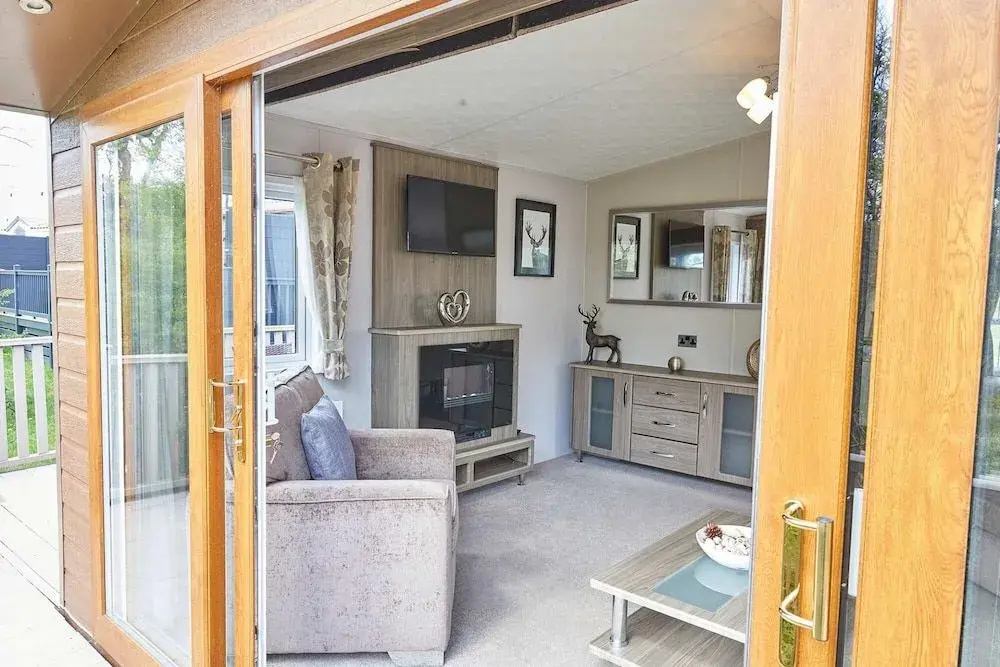 Host & Stay - Yolo Lodge
