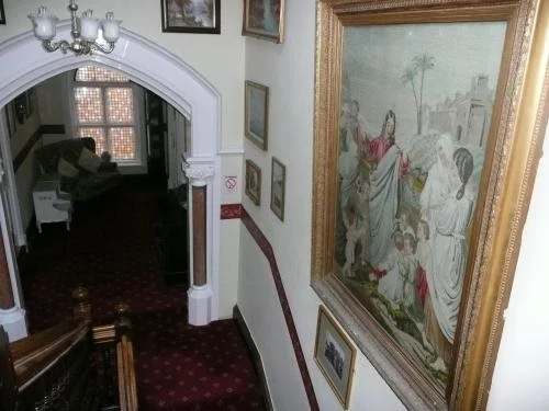 The Lismore Hotel