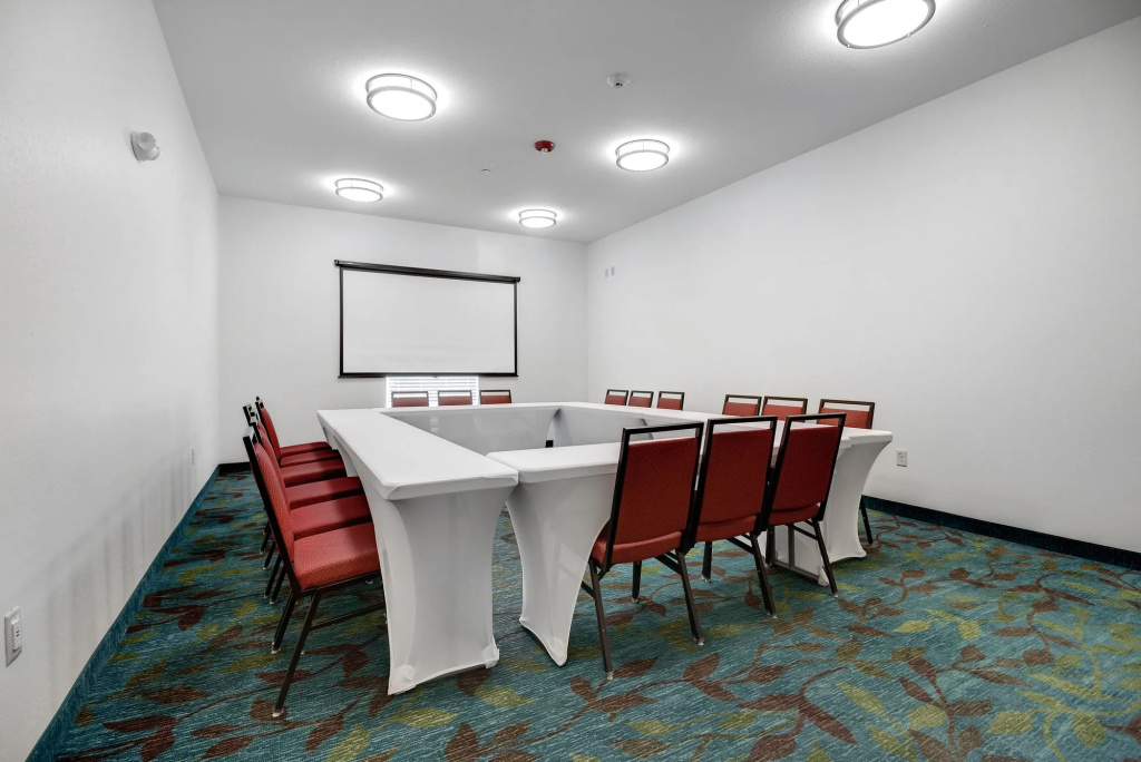 Candlewood Suites Waco by IHG