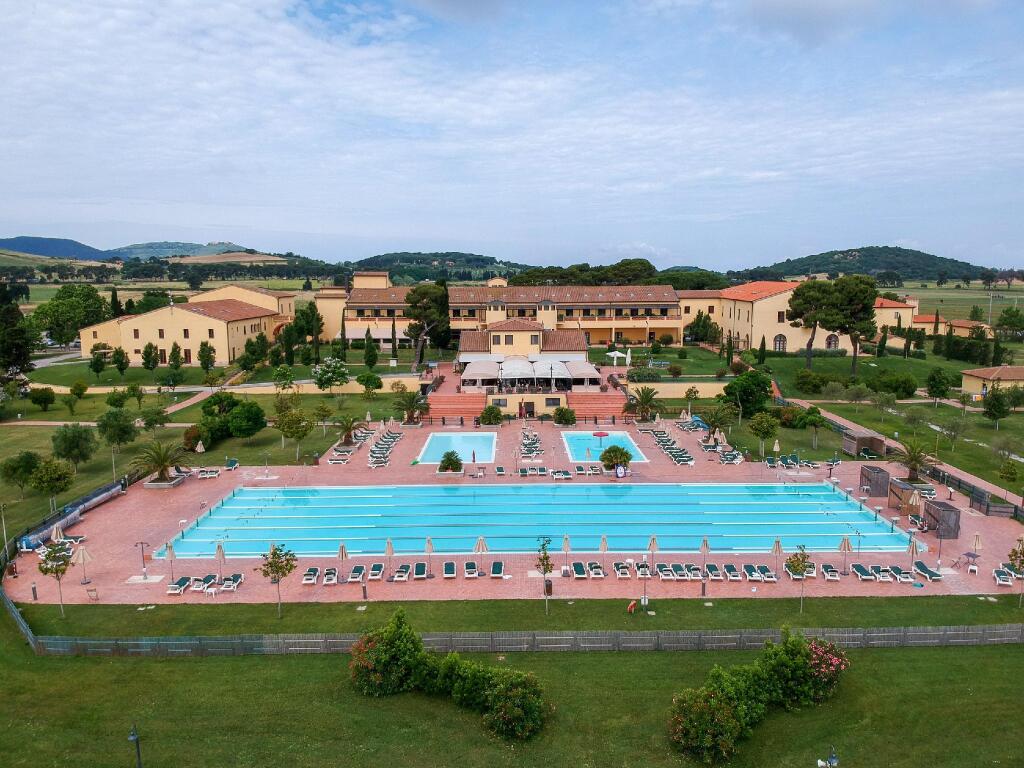 Hotel Poggio allAgnello Sport & Active Holidays 3* ➜ Populonia, Costa degli  Etruschi (43 recensioni obiettive). Prenota un hotel Poggio allAgnello  Sport & Active Holidays 3*