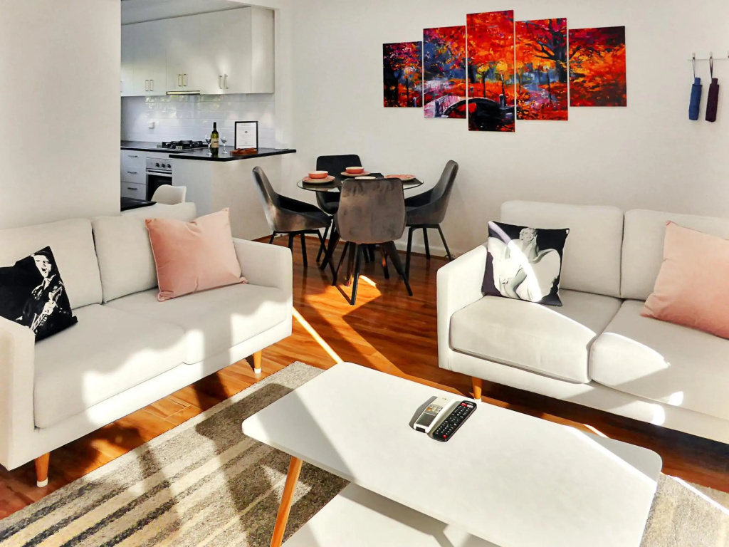 Glen Iris, Quiet Boutique 2 bedroom Netflix, WIFI, Parking, Free Wine
