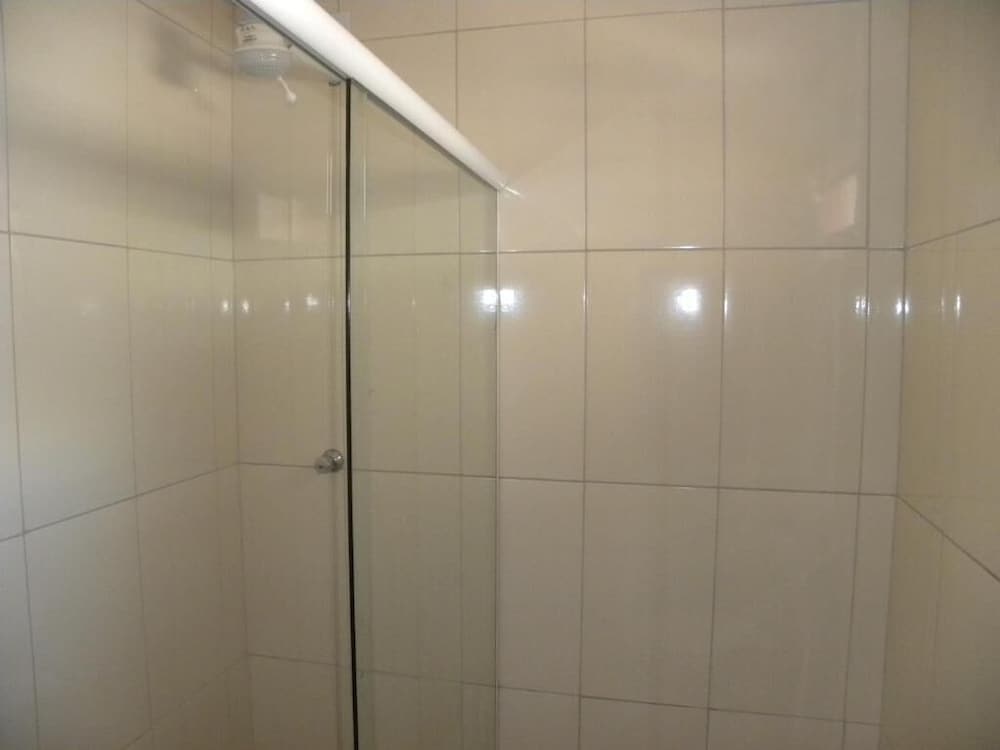 Hotel Tenda Brigadeiro - 5 Minutos a Pé do Metrô e Praça da Sé, 8 Minutos da Rua 25 de Março e Liberdade - Estacionamento Opcional