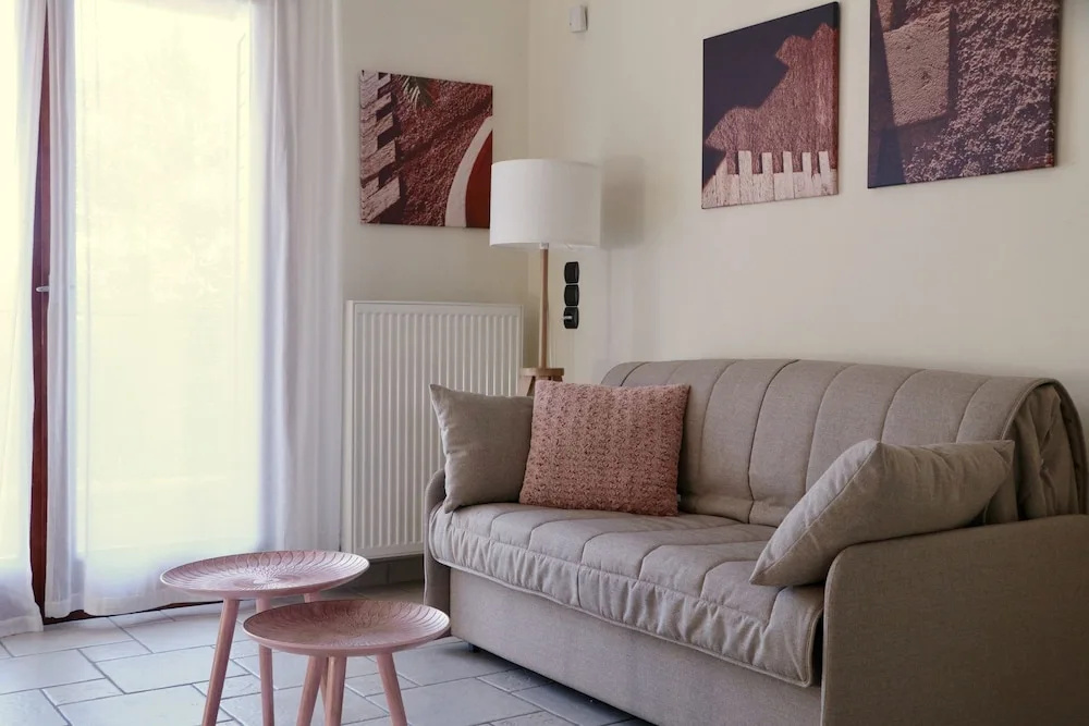 PYRGOS RALLI ESTATE Guesthouse