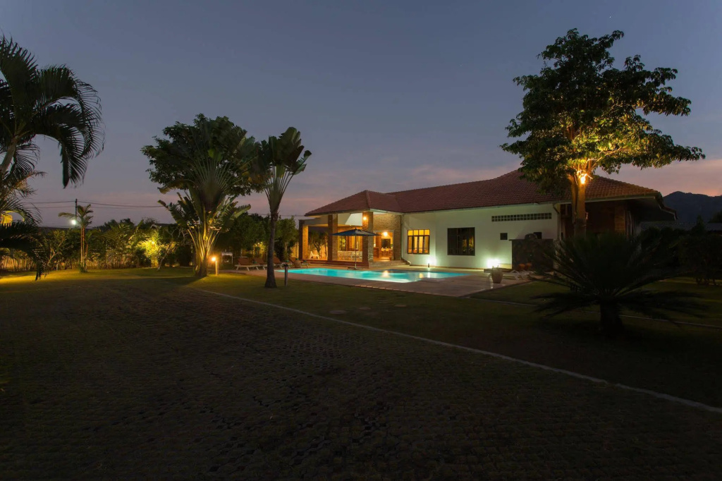 Baan Oriental Villa