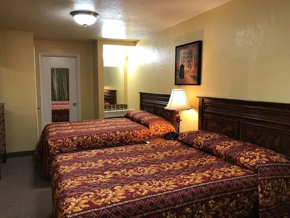 Hacienda Motel