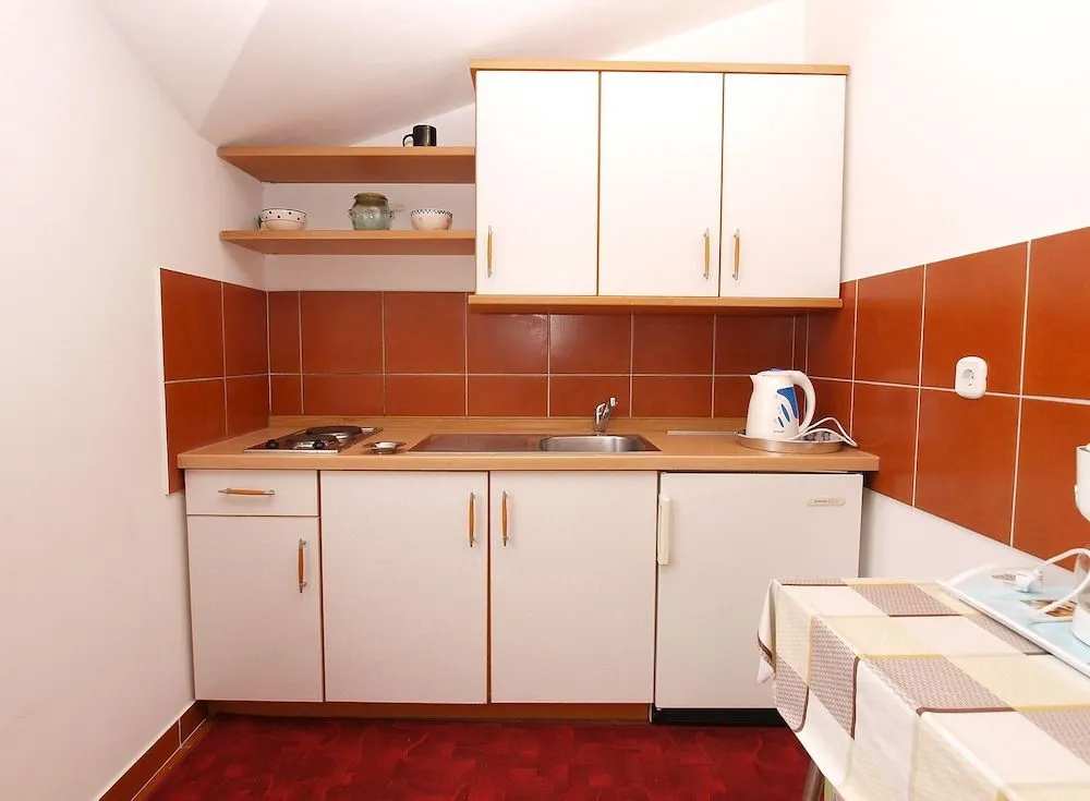 Apartment 297