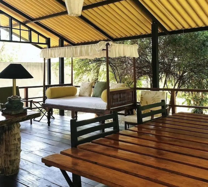 Elephant Lodge