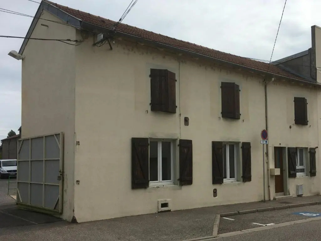 Maison calme avec 3 chambres, proche centre-ville Lunéville & gare, accès facile à Nancy - FR-1-584-106