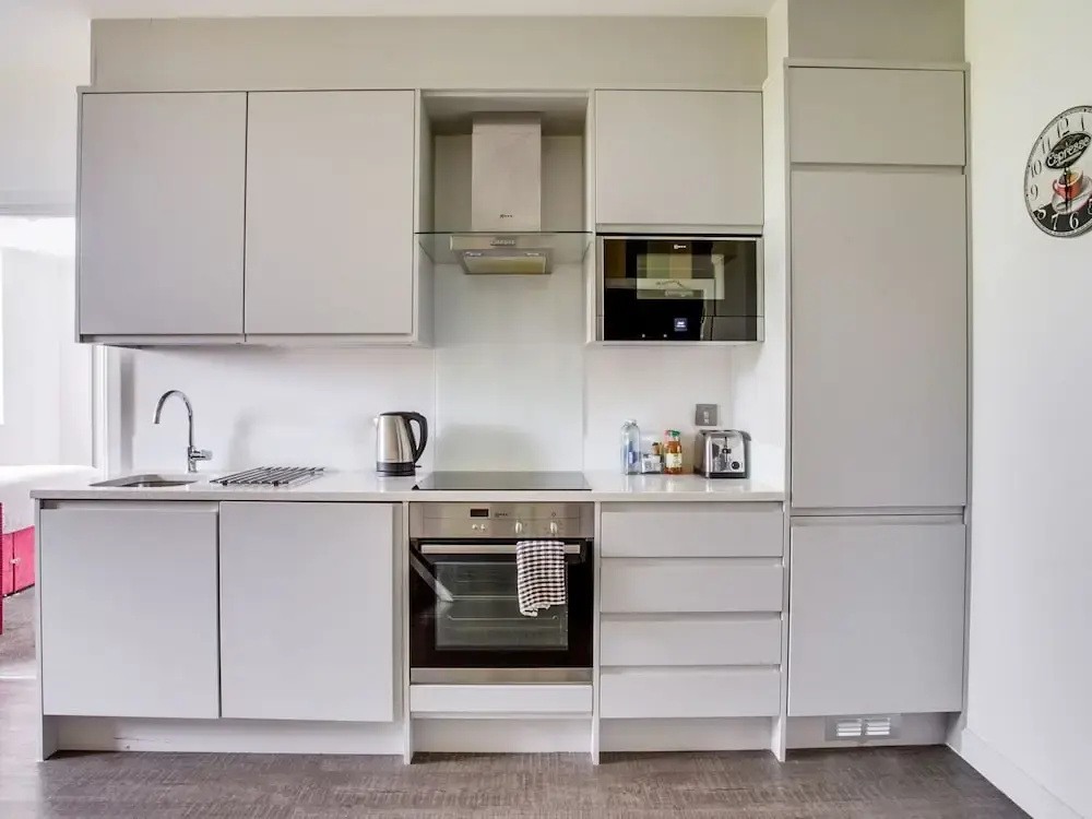 Elegant Apartment in Milton Keynes near Snozone