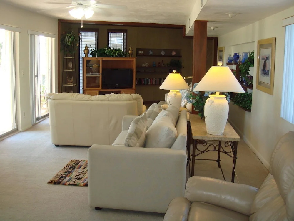 Beach Shell Inn