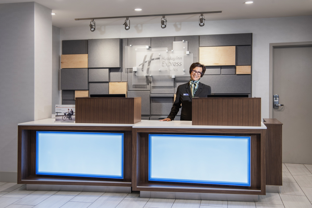 Holiday Inn Express & Suites Saskatoon Centre by IHG