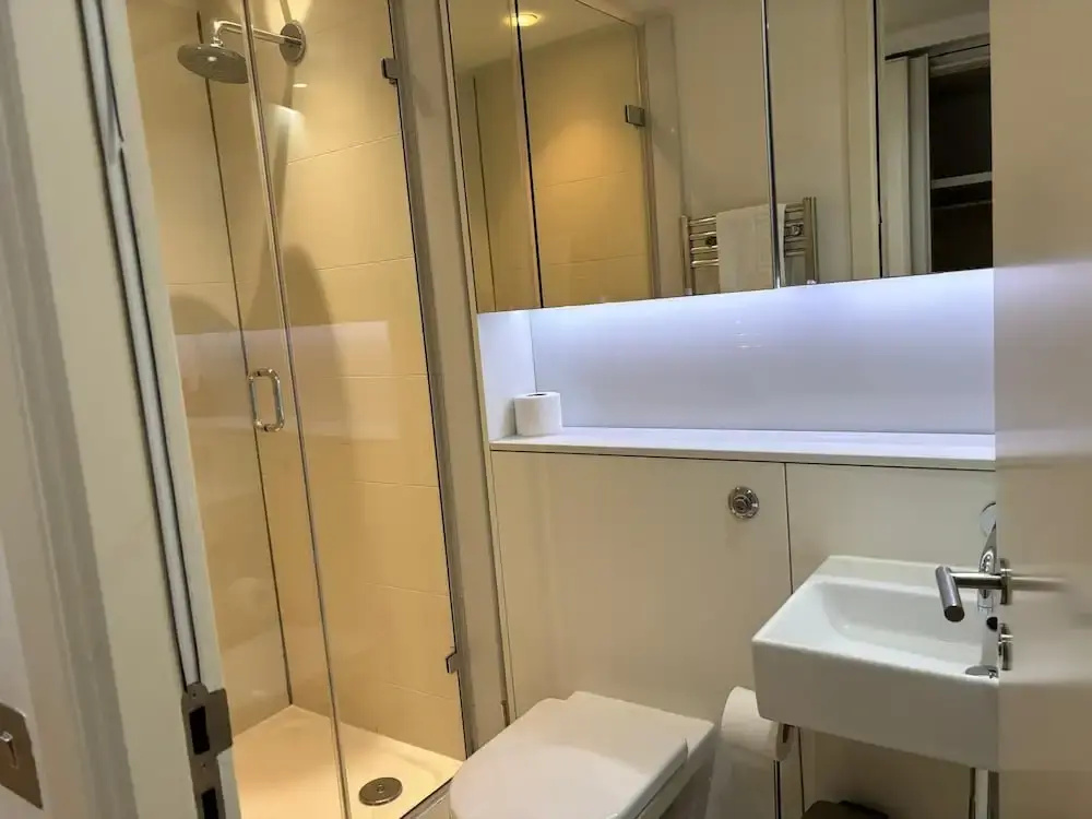 Extremely Central Quartermile Apartment Near Castle and University
