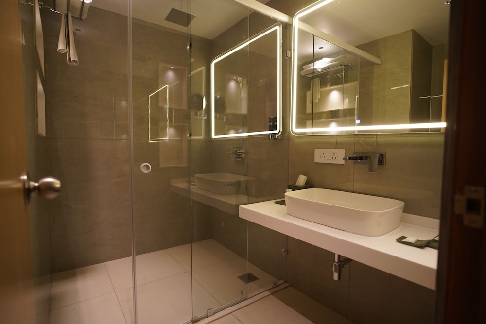 Chinmay Hotels and Resorts