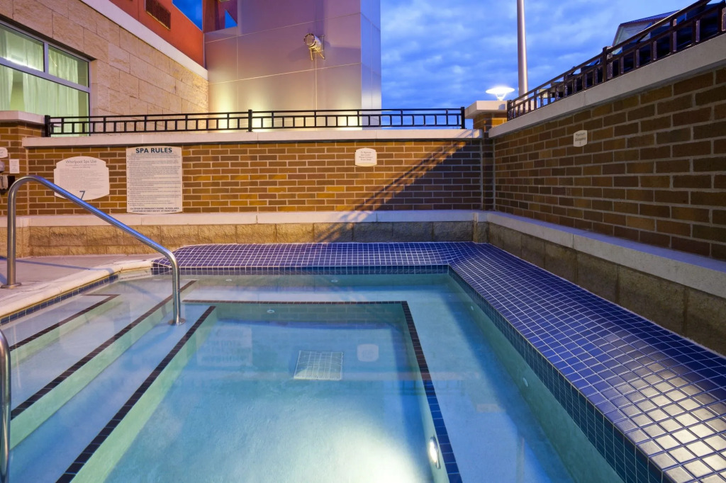 Courtyard by Marriott Minneapolis Maple Grove/Arbor Lakes