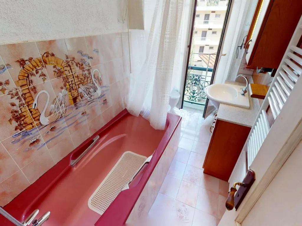 Appartement Menton, 2 pièces, 4 personnes - FR-1-196-260