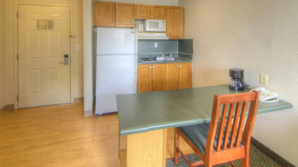 InTown Suites Extended Stay Orlando FL – Presidents Dr