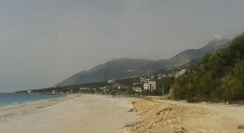 Apartment Sea Side