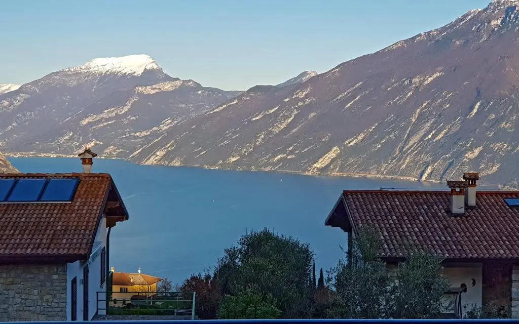 Villetta Sogno sul Lago by Gardadomusmea