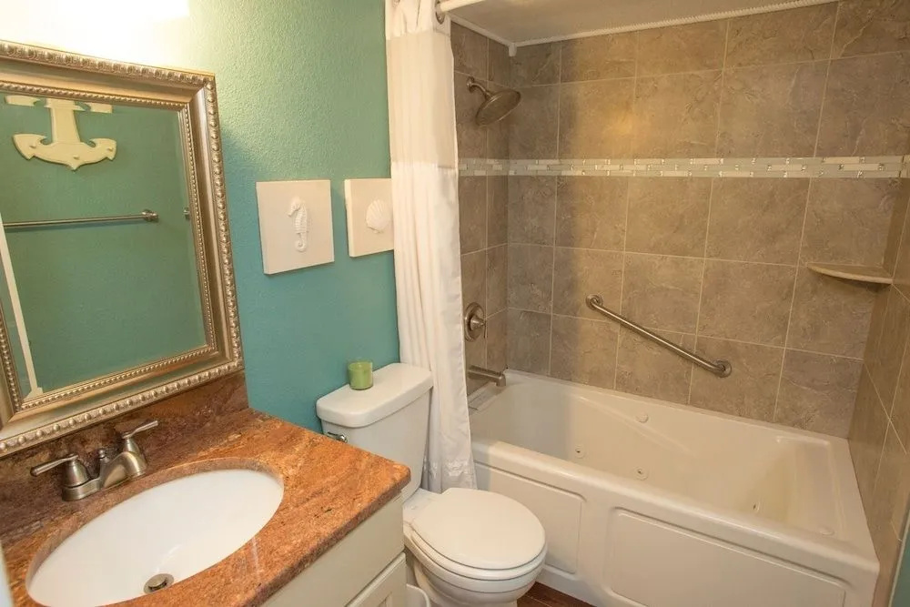 Win-San B-101 - 2 Br Condo
