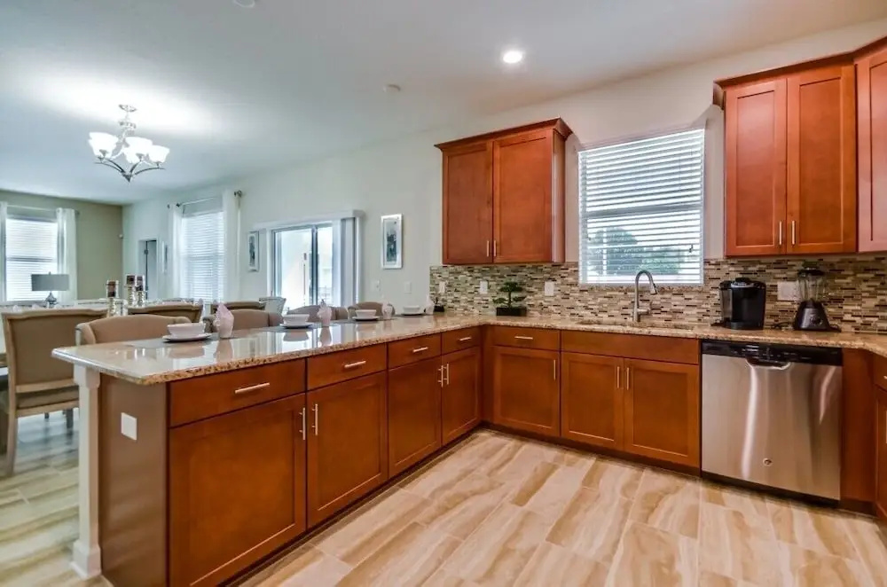 6-Bedroom Villa in Davenport 1538MVD