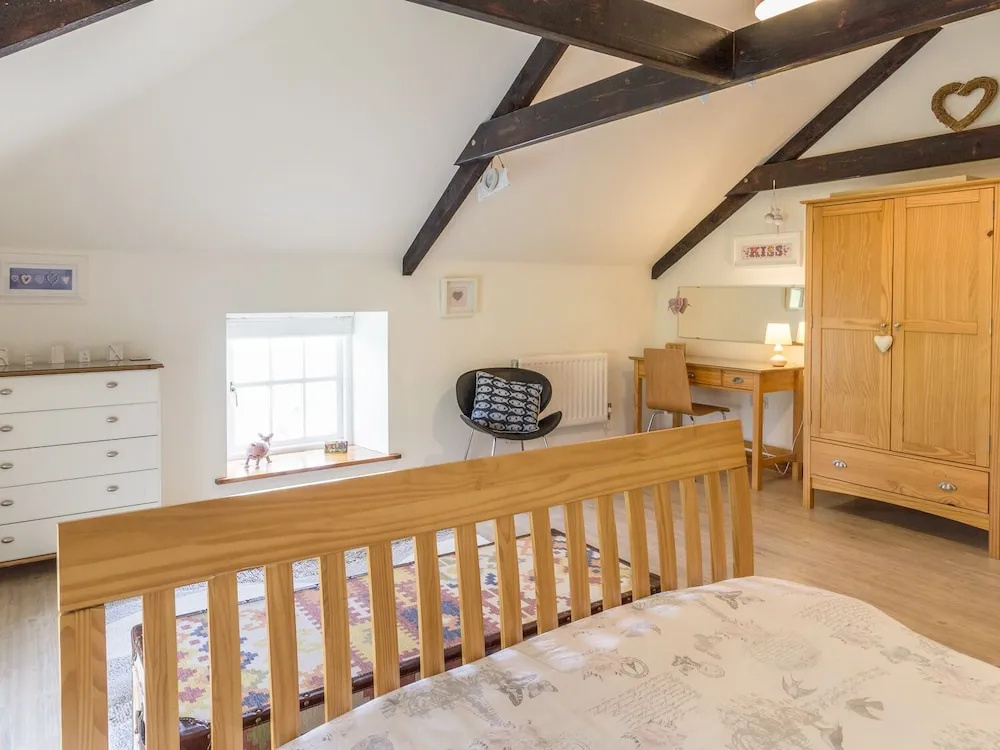 Coach House B & B