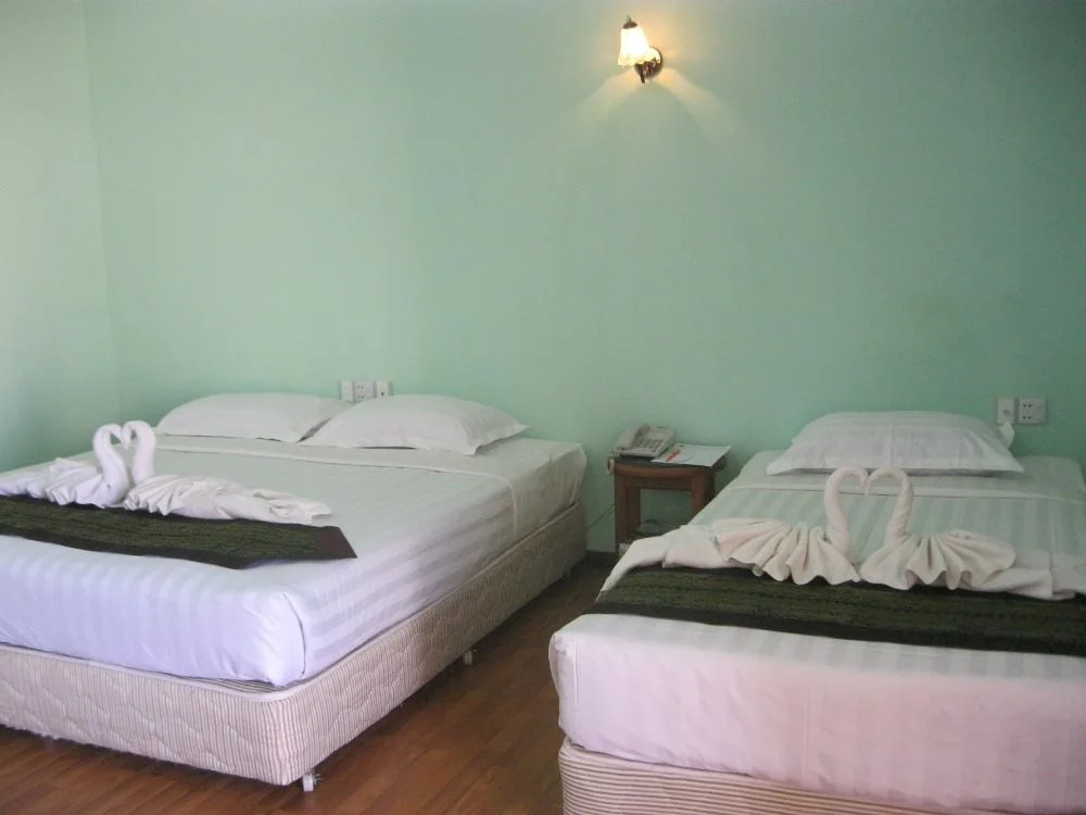 Hotel Apple