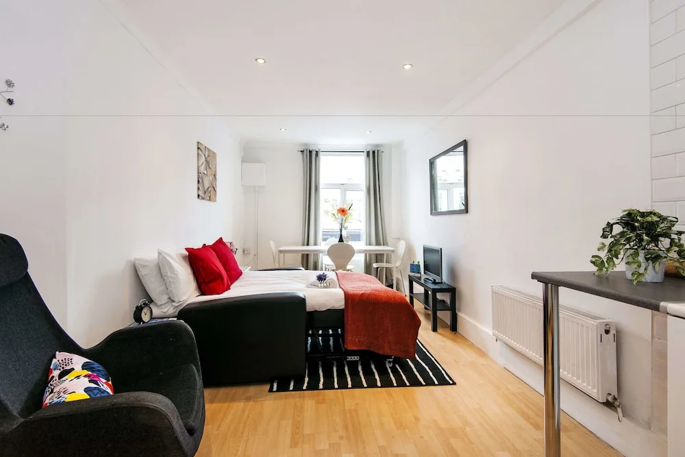 The Golborne Road Apartment - LBG