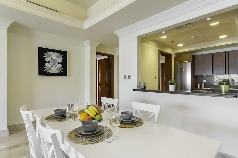 MaisonPrive Holiday - Fairmont South